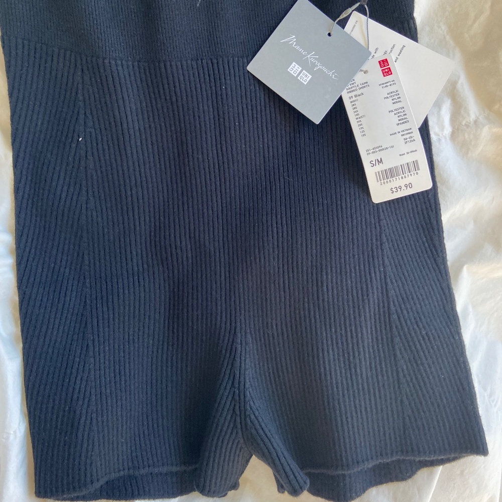 NYT Uniqlo Mame Kurogouchi BodyCon shorts Black, size small